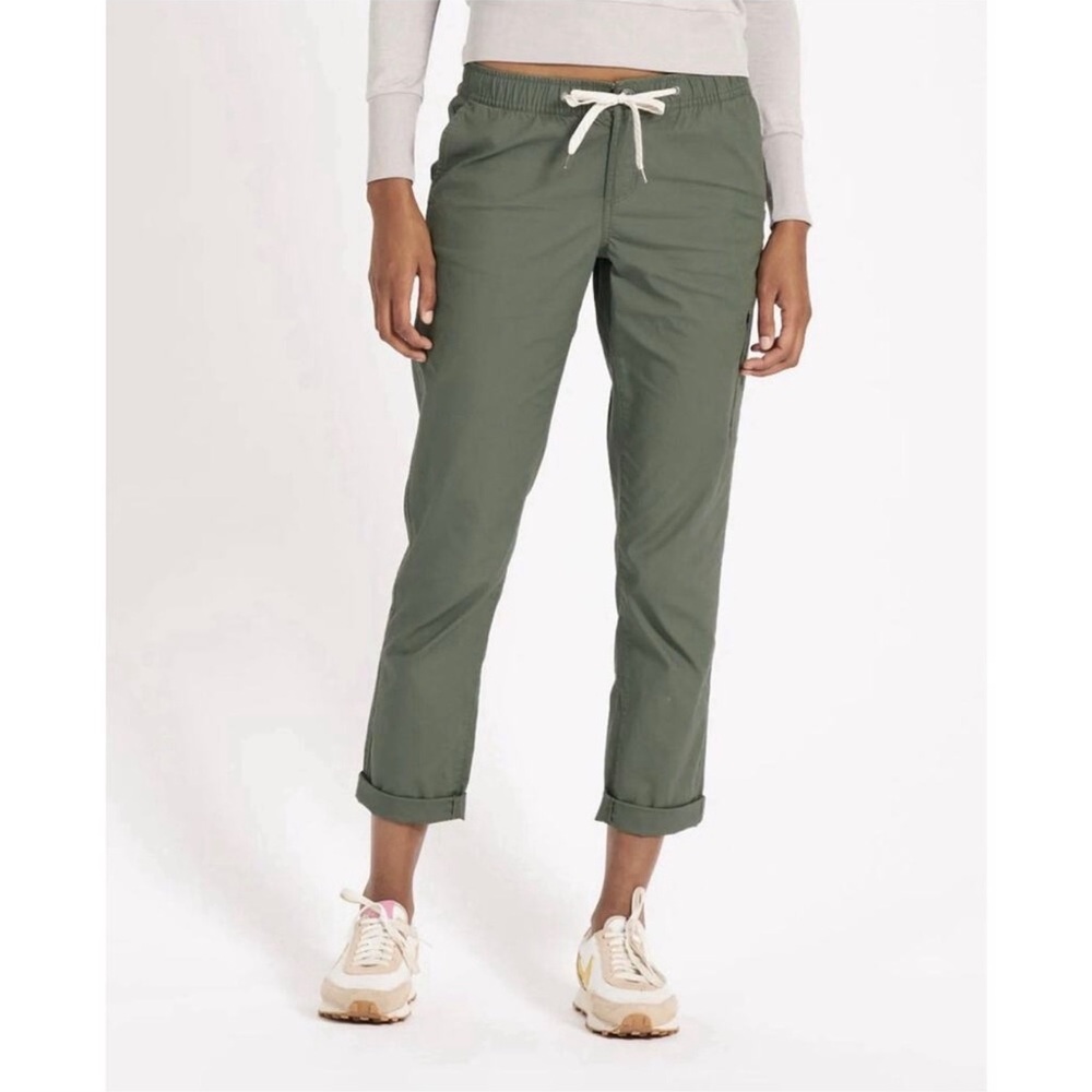 Vuori Sage Green Ankle Pants
